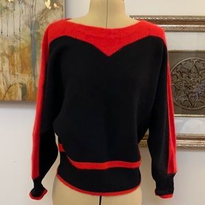Neiman Marcus Long Sleeve Sweater